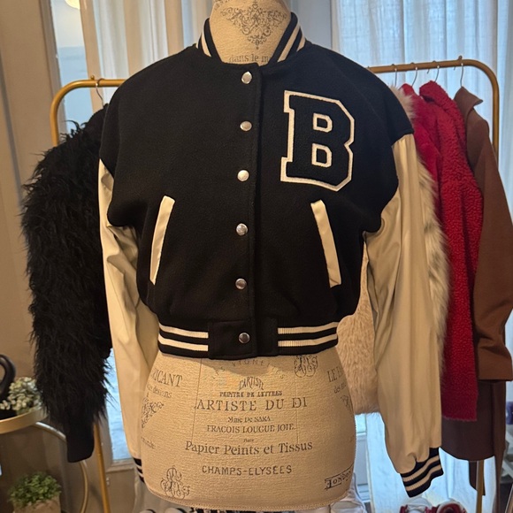 Love Tree Black & White Varsity Jacket B letterman snap closure bomber cropped S - Picture 2 of 12